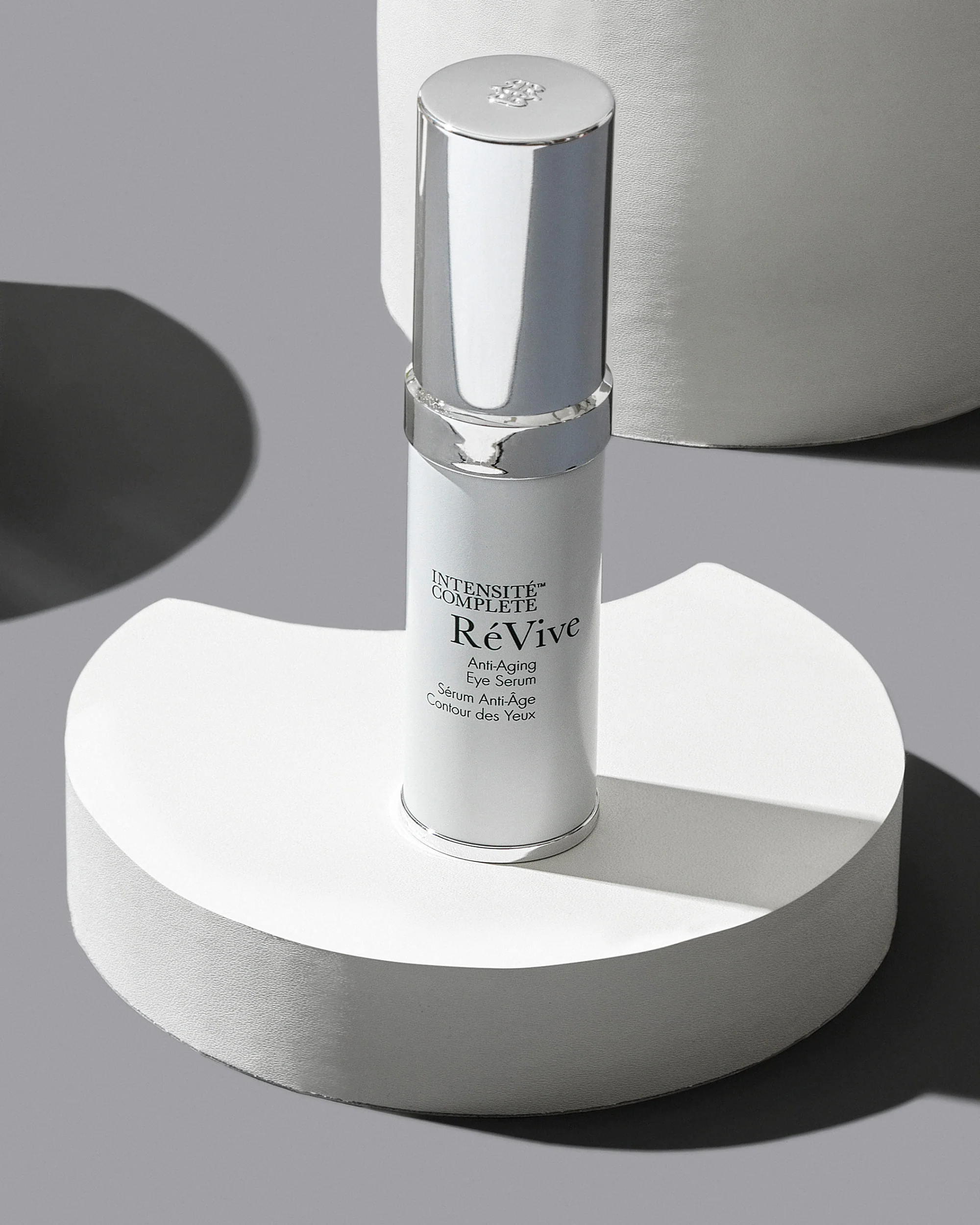Intensité Complete / Anti-Aging Eye Serum 4 Intensité Complete / Anti-Aging Eye Serum